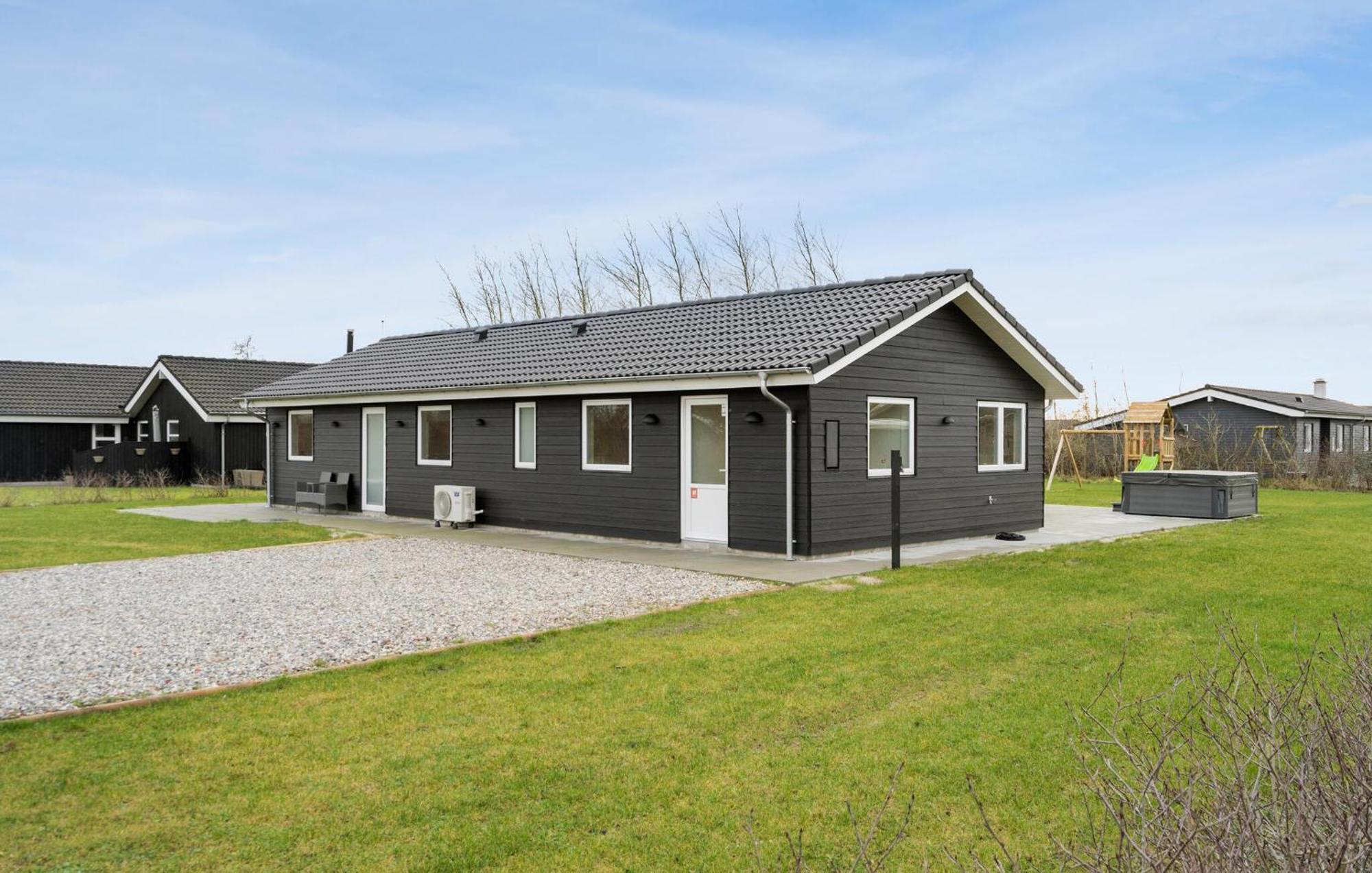 Beautiful Home In Tarm With Sauna Εξωτερικό φωτογραφία